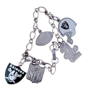 Raiders Wincraft NFL Bracelet With 5 Charms